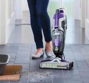 Effortlessly clean sealed hard floors