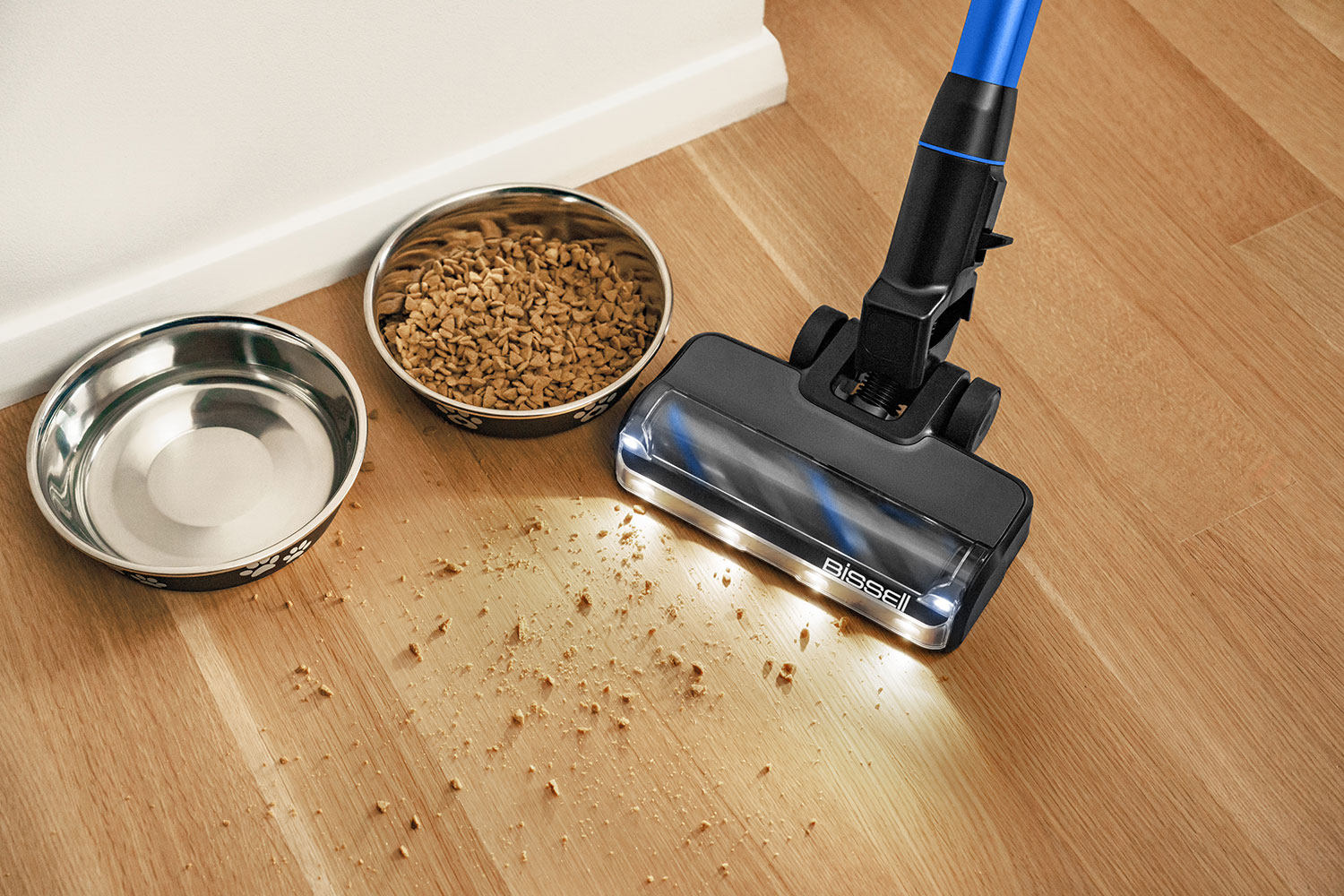 PowerClean_FurFinder_Vacuuming_Hard_Floors_1500x1000.jpg