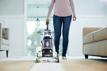 Using ProHeat 2X Revolution Pet Pro Carpet Cleaner to deep clean carpets